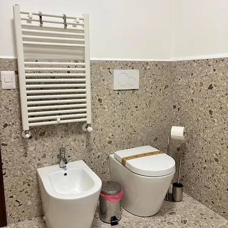 Your Home, In The Center Of Apartament Bari