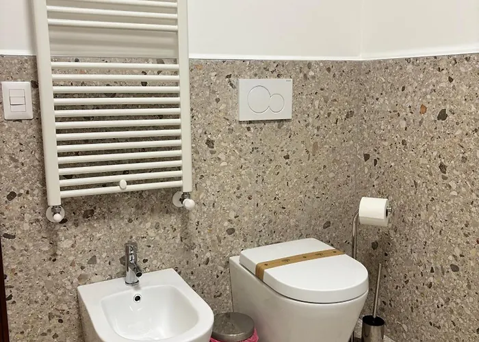 Your Home, In The Center Of Apartament Bari