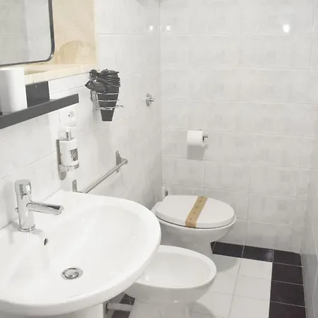 Your Home, In The Center Of * Μπάρι